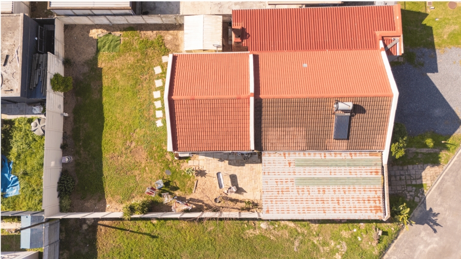 3 Bedroom Property for Sale in Peerless Park North Western Cape